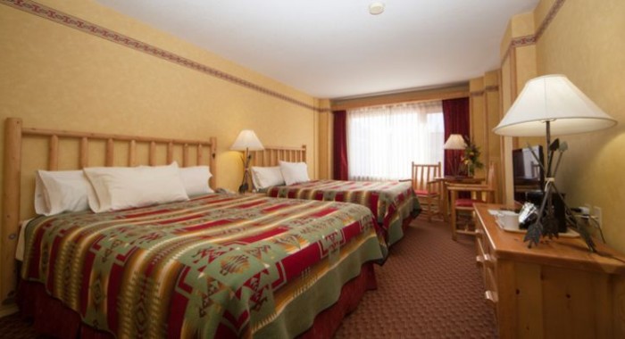 Brewster's Mountain Lodge, Banff ski chalet, image 4